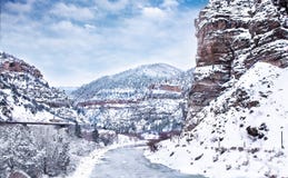 Cenário da montanha do inverno em Colorado imagens de stock Cenário da montanha do inverno em Colorado imagens de stock