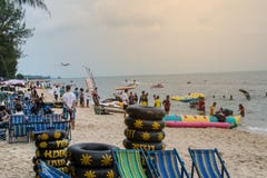 Cha Am, Petchaburi Province, Thailand, 19/11/2017 Many people an royalty free stock photography Cha Am, Petchaburi Province, Thailand, 19/11/2017 Many people an royalty free stock photography