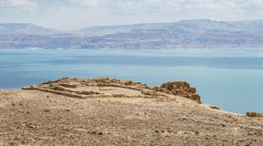 Chalcolithictempel Hoog boven het Dode Overzees in Israël royalty-vrije stock afbeeldingen Chalcolithictempel Hoog boven het Dode Overzees in Israël royalty-vrije stock afbeeldingen