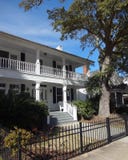 Charmant Zuidelijk Huis in Southport, Noord-Carolina royalty-vrije stock afbeelding Charmant Zuidelijk Huis in Southport, Noord-Carolina royalty-vrije stock afbeelding