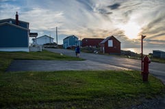 Charmante Kleurrijke Huizen langs de Kustlijn in Bonavista, Newfoundland stock fotografie Charmante Kleurrijke Huizen langs de Kustlijn in Bonavista, Newfoundland stock fotografie