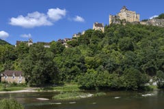 Chateau de Castelnaud - Dordoña - Francia fotografía de archivo libre de regalías Chateau de Castelnaud - Dordoña - Francia fotografía de archivo libre de regalías