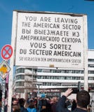 Checkpoint Charlie, Berlino, Germania immagini stock libere da diritti Checkpoint Charlie, Berlino, Germania immagini stock libere da diritti