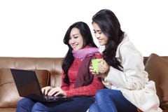 women online shopping