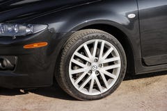 Chernihiv, de Oekraïne - November 10, 2018: Een deel van een Mazda-auto stock foto Chernihiv, de Oekraïne - November 10, 2018: Een deel van een Mazda-auto stock foto