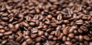 Chicchi di caffè fotografia stock libera da diritti Chicchi di caffè fotografia stock libera da diritti
