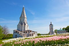 Chiesa dell'ascensione in Kolomenskoye, Mosca, Russia fotografia stock libera da diritti Chiesa dell'ascensione in Kolomenskoye, Mosca, Russia fotografia stock libera da diritti