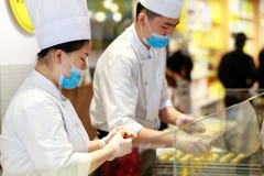 Chinese chef-koks gemaakt tot gebakje, srgb beeld Chinese chef-koks gemaakt tot gebakje, srgb beeld