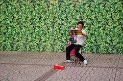 Chinese woman singing in Hong Kong Royalty Free Stock Photos Chinese woman singing in Hong Kong Royalty Free Stock Photos
