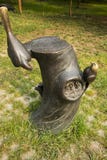 Chino asiático, Pekín, parque internacional de la escultura, escultura, tocón, pájaro, la jerarquía del pájaro fotografía de archivo libre de regalías Chino asiático, Pekín, parque internacional de la escultura, escultura, tocón, pájaro, la jerarquía del pájaro fotografía de archivo libre de regalías