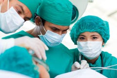 Chirurghi sicuri durante l'ambulatorio