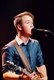 Chitarrista Spencer Mackenzie dei blu di concerto a Mont Tremblant il 13 luglio 2018 Fotografia Stock Libera da Diritti Chitarrista Spencer Mackenzie dei blu di concerto a Mont Tremblant il 13 luglio 2018 Fotografia Stock Libera da Diritti