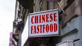 Chiński fasta food stół w Budapest zdjęcia stock Chiński fasta food stół w Budapest zdjęcia stock