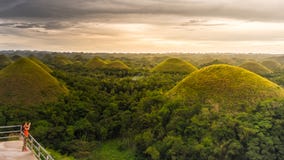 Chokladkulle i den Bohol ön som är filippinsk royaltyfria foton Chokladkulle i den Bohol ön som är filippinsk royaltyfria foton