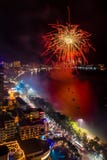 Chonburi, Thailand - Juni 08, 2018: Festival van het Pattaya het Internationale Vuurwerk, Grote gebeurtenis in pattayastad stock foto's Chonburi, Thailand - Juni 08, 2018: Festival van het Pattaya het Internationale Vuurwerk, Grote gebeurtenis in pattayastad stock foto's