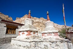 Chortens o Stupas durante el viaje de Markha, valle de Markha, Ladakh, la India foto de archivo libre de regalías Chortens o Stupas durante el viaje de Markha, valle de Markha, Ladakh, la India foto de archivo libre de regalías