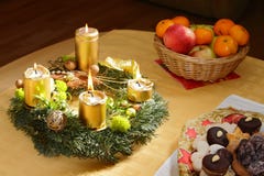 Christmas Advent Wreath With Burning Candles Royalty Free Stock Images Christmas Advent Wreath With Burning Candles Royalty Free Stock Images