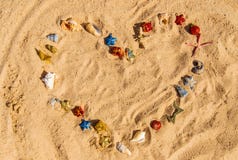 Christmas background on the beach with shells on the sand royalty free stock image Christmas background on the beach with shells on the sand royalty free stock image