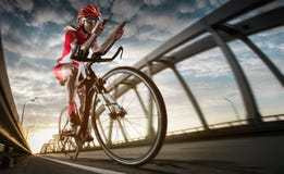 Ciclista del camino imágenes de archivo libres de regalías Ciclista del camino imágenes de archivo libres de regalías