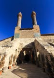 Cifteminaret Madrasa - Dubbele Minaret in Sivas stock foto Cifteminaret Madrasa - Dubbele Minaret in Sivas stock foto