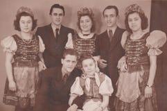 ΟΥΓΓΑΡΙΑ, CIRCA 1930 - ΓΑΜΉΛΙΑ ΦΩΤΟΓΡΑΦΊΑ - ΝΈΑ ΖΕΎΓΗ στοκ εικόνες ΟΥΓΓΑΡΙΑ, CIRCA 1930 - ΓΑΜΉΛΙΑ ΦΩΤΟΓΡΑΦΊΑ - ΝΈΑ ΖΕΎΓΗ στοκ εικόνες