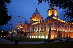 Città corridoio di Belfast ed occhio di Belfast fotografia stock Città corridoio di Belfast ed occhio di Belfast fotografia stock
