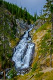 Ciężki widok markotna mistyczka Spada przy Yellowstone parkiem narodowym zdjęcie stock Ciężki widok markotna mistyczka Spada przy Yellowstone parkiem narodowym zdjęcie stock