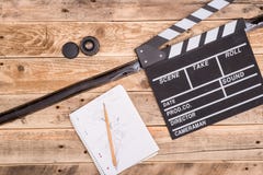 Claquette, story-board sur le bois photo libre de droits Claquette, story-board sur le bois photo libre de droits