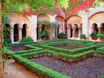 Claustro de Provence imagem de stock royalty free Claustro de Provence imagem de stock royalty free