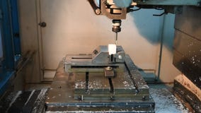 CNC, διαδικασία το πλαστικό στον αριθμητικό έλεγχο υπολογιστών με τη χρησιμοποίηση των τρυπανιών Διαδικασία παραγωγής απόθεμα βίντεο CNC, διαδικασία το πλαστικό στον αριθμητικό έλεγχο υπολογιστών με τη χρησιμοποίηση των τρυπανιών Διαδικασία παραγωγής απόθεμα βίντεο