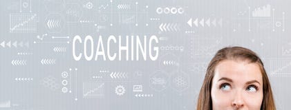 Coachning med den unga kvinnan royaltyfri fotografi Coachning med den unga kvinnan royaltyfri fotografi