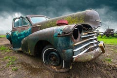 Coche clásico viejo, desguace Coche clásico viejo, desguace