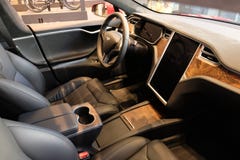 Coche eléctrico del modelo X de Tesla foto de archivo libre de regalías Coche eléctrico del modelo X de Tesla foto de archivo libre de regalías