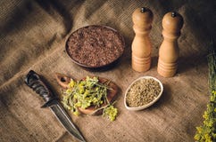 Cocina, tabla, salsa, hierbas medicinales, hierba, flor, flores, semillas, ábaco, cuaderno, expedientes, receta, mezcla, tijeras, imágenes de archivo libres de regalías Cocina, tabla, salsa, hierbas medicinales, hierba, flor, flores, semillas, ábaco, cuaderno, expedientes, receta, mezcla, tijeras, imágenes de archivo libres de regalías