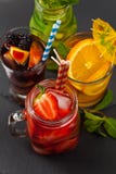 Cocktail di estate Immagine Stock Cocktail di estate Immagine Stock