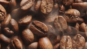 Coffee beans are roasted with little roasted smoke.