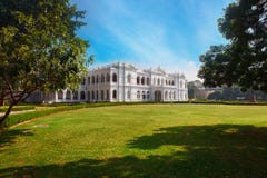 Colombo Sri Lanka - 11 Februari 2017: Det nationella museet av Colombo har en rik samling av asiatiska konster arkivbild Colombo Sri Lanka - 11 Februari 2017: Det nationella museet av Colombo har en rik samling av asiatiska konster arkivbild