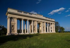 Colonnade Reistna, Mikulov, l'UNESCO photographie stock Colonnade Reistna, Mikulov, l'UNESCO photographie stock