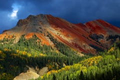 Colorado Rocky Mountains with Autumn Aspens stock photography Colorado Rocky Mountains with Autumn Aspens stock photography