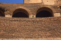 Colosseum antique à l'intérieur de mur arque Rome Italie photos libres de droits Colosseum antique à l'intérieur de mur arque Rome Italie photos libres de droits