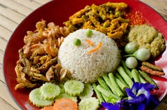 Comida tailandesa, kai de Kaeng del hombre de Khao imagen de archivo Comida tailandesa, kai de Kaeng del hombre de Khao imagen de archivo