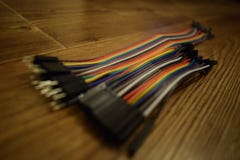 Componenti elettroniche per il montaggio del robot immagini stock Componenti elettroniche per il montaggio del robot immagini stock