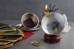 Composition of esoteric objects, used for healing and fortune-telling royalty free stock image Composition of esoteric objects, used for healing and fortune-telling royalty free stock image