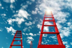 Concept de croissance de carrière de motivation de développement des affaires Repos rouges d'escalier contre le ciel bleu et les images libres de droits Concept de croissance de carrière de motivation de développement des affaires Repos rouges d'escalier contre le ciel bleu et les images libres de droits