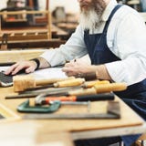 Concept de Handicraft Wooden Workshop d'artisan de charpentier images stock Concept de Handicraft Wooden Workshop d'artisan de charpentier images stock
