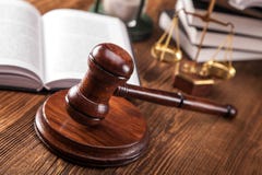 Concept de loi. Marteau de justice