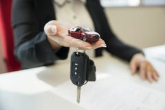 Concept de prêt, de crédit-bail et de location de voiture image stock Concept de prêt, de crédit-bail et de location de voiture image stock