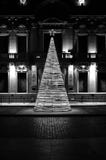 Concept léger d'arbre de Noël dans la région historique classique de l'Amérique du Sud en noir et blanc photo stock Concept léger d'arbre de Noël dans la région historique classique de l'Amérique du Sud en noir et blanc photo stock