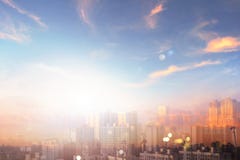 Concepto del día del ambiente mundial: Ciudad de la contaminación atmosférica imágenes de archivo libres de regalías Concepto del día del ambiente mundial: Ciudad de la contaminación atmosférica imágenes de archivo libres de regalías