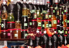Confiture sur le marché oriental images libres de droits Confiture sur le marché oriental images libres de droits